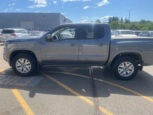 Gun Metallic 2022 Nissan Frontier SV