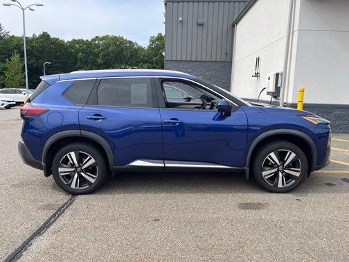 Caspian Blue 2021 Nissan Rogue SL