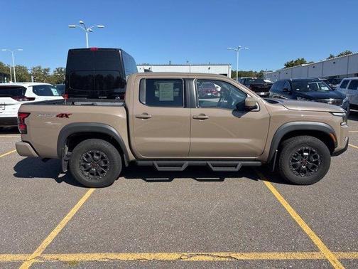 2022 Nissan Frontier PRO-4X