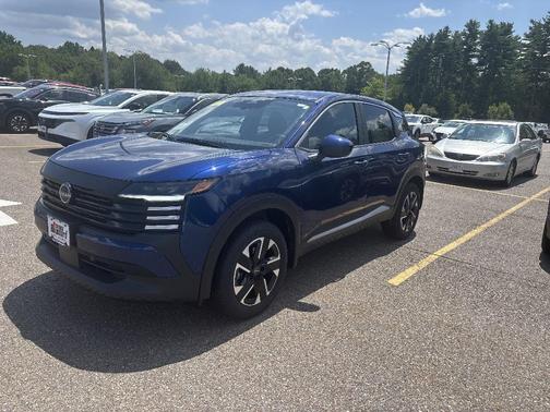 2025 Nissan Kicks SV