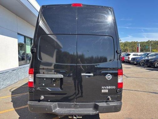 2016 Nissan NV Cargo NV3500 HD SV V8