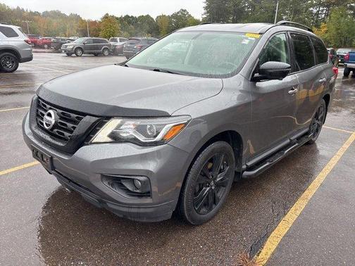 2018 Nissan Pathfinder SL