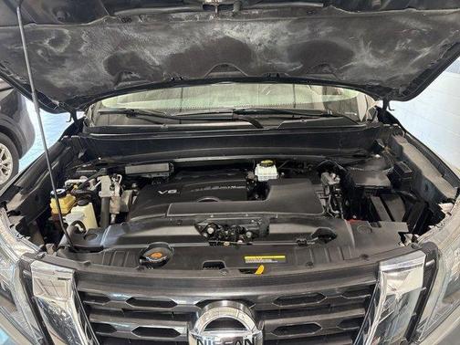 2020 Nissan Pathfinder SV
