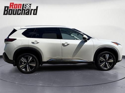 2022 Nissan Rogue SL