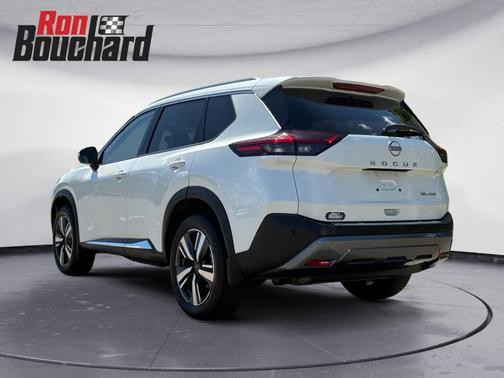 2022 Nissan Rogue SL