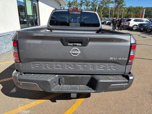 2024 Nissan Frontier SV