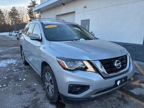 2020 Nissan Pathfinder S