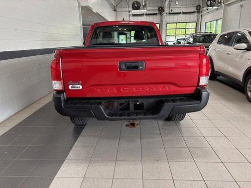 2017 Toyota Tacoma SR