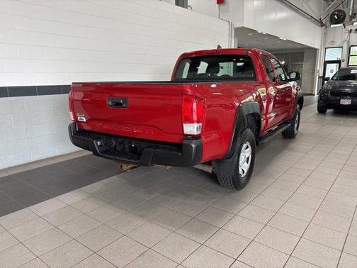 2017 Toyota Tacoma SR