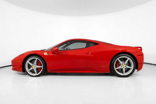 2013 Ferrari 458 Italia Base