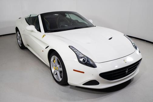 Bianco Avus 2017 Ferrari California T