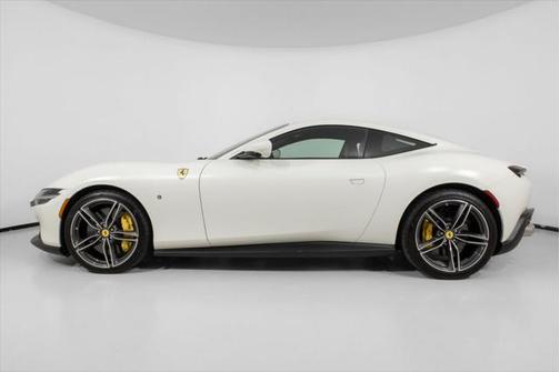 2023 Ferrari Roma Base