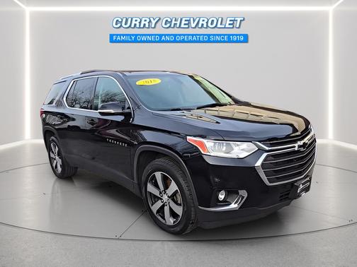 Mosaic Black Metallic 2018 Chevrolet Traverse LT Leather