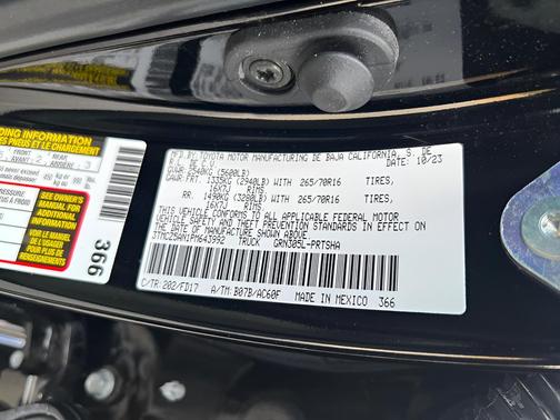 2023 Toyota Tacoma TRD Off Road