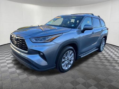2022 Toyota Highlander Limited