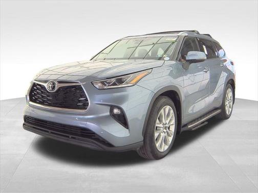 2022 Toyota Highlander Limited