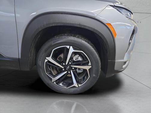 Sterling Gray Metallic 2023 Chevrolet Trailblazer RS