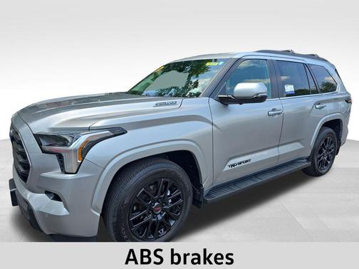 2024 Toyota Sequoia SR5
