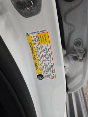 Summit White 2019 Chevrolet Tahoe LS