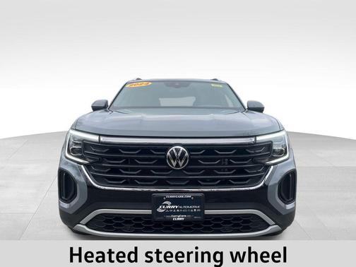 2024 Volkswagen Atlas Cross Sport 2.0T SE w/Technology 4MOTION