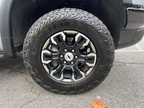 2024 Chevrolet Silverado 1500 ZR2