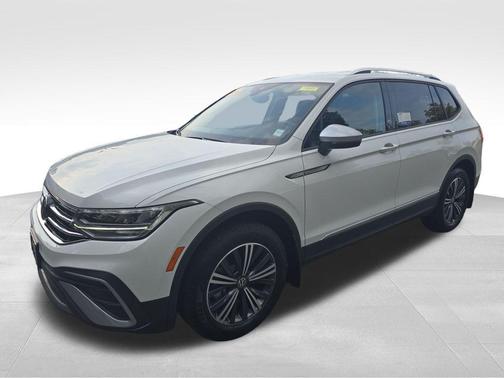 2024 Volkswagen Tiguan 2.0T Wolfsburg Edition