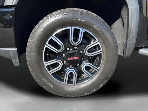 2022 GMC Sierra 2500 AT4