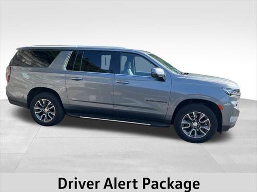 2022 Chevrolet Suburban LT