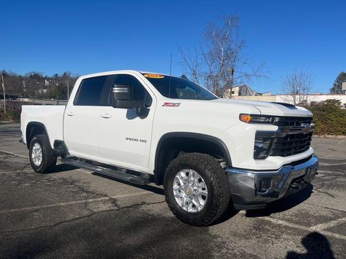 2024 Chevrolet Silverado 2500 LT