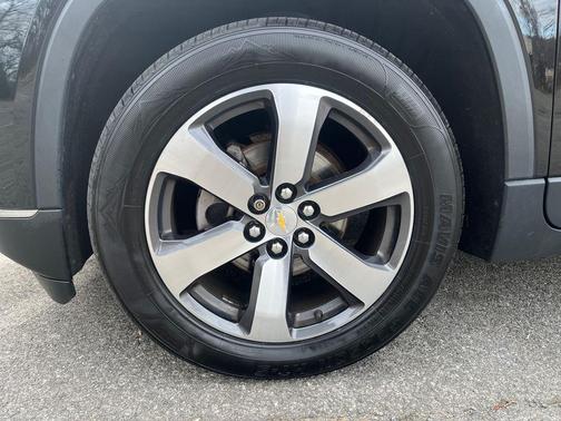 2020 Chevrolet Traverse LT Leather