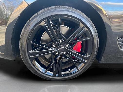 2024 Genesis G70 2.5T RWD