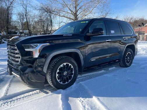 2023 Toyota Sequoia Limited