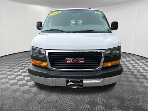 2023 GMC Savana 2500 Work Van