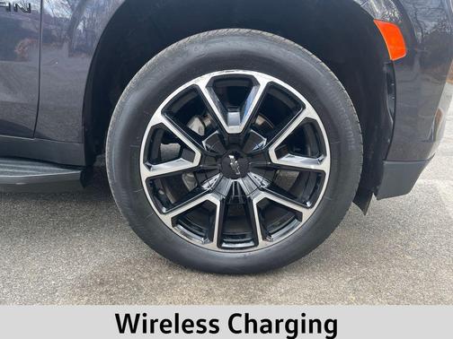 2022 Chevrolet Suburban RST