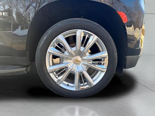 2023 Chevrolet Tahoe 4WD High Country