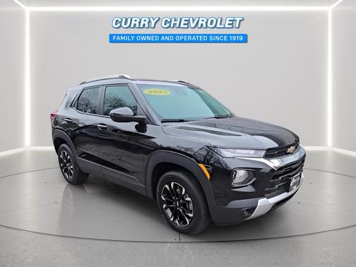 Mosaic Black Metallic 2023 Chevrolet Trailblazer LT