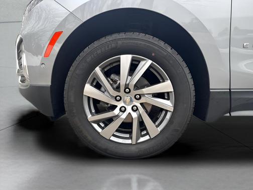 2023 Chevrolet Equinox Premier w/1LZ