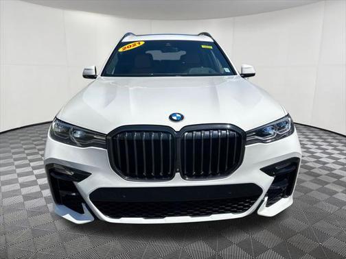 2021 BMW X7 M50i