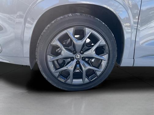 2025 Lexus TX 500h F SPORT Premium