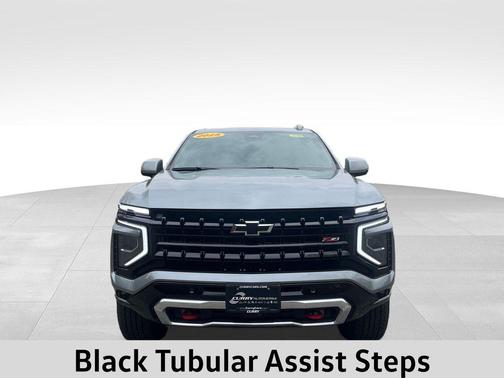 2025 Chevrolet Suburban 4WD Z71