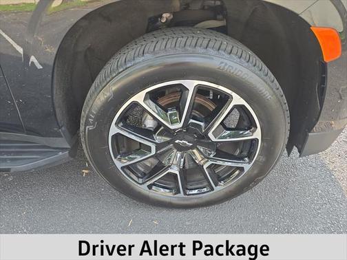 2022 Chevrolet Tahoe 4WD RST
