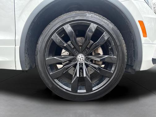 2021 Volkswagen Tiguan 2.0T SE R-Line Black 4MOTION