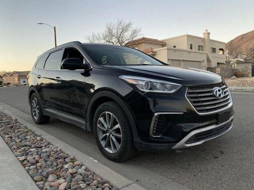 2018 Hyundai SANTA FE SE