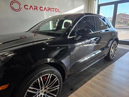 2015 Porsche Macan Turbo