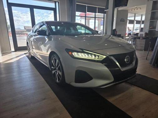 2021 Nissan Maxima SV