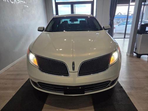 2013 Lincoln MKS Base