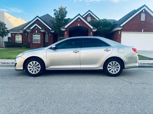 2013 Toyota Camry LE