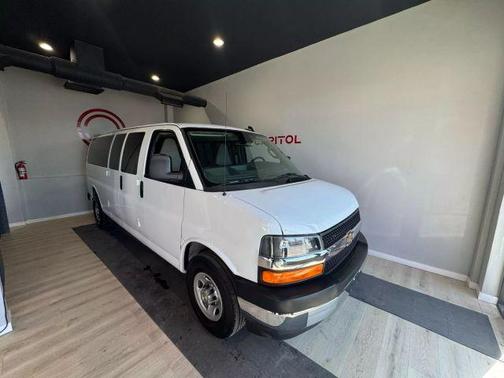 2024 Chevrolet Express 3500 LT
