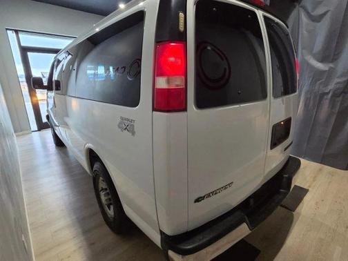 2018 Chevrolet Express 2500 LT