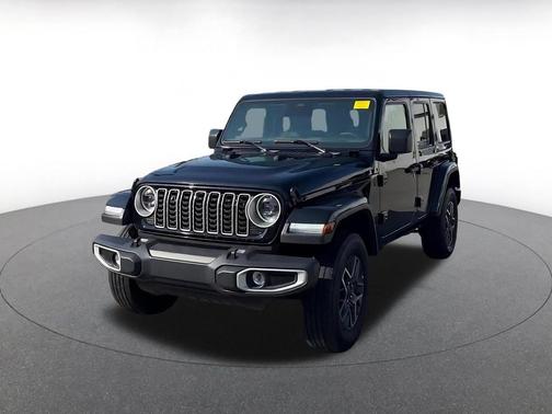 Black Clearcoat 2025 Jeep Wrangler 4-Door Sahara 4x4